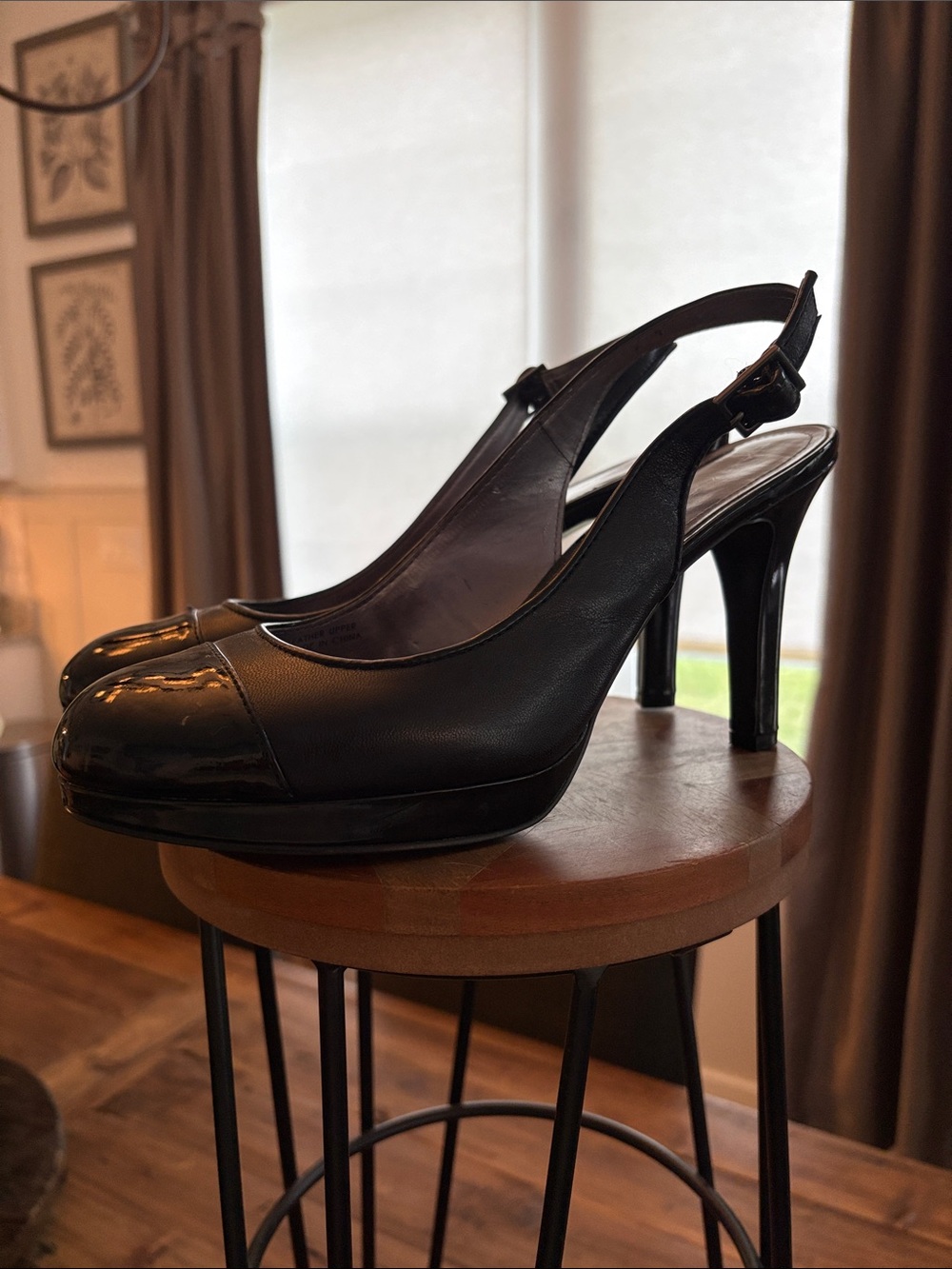 Tahari Black Slingback platform High Heel Pumps - Classic Women's Dress Shoes